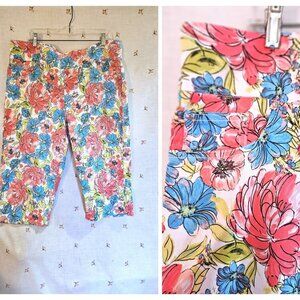 Size 16 Ruby Rd. Floral Capri Pants Pull On